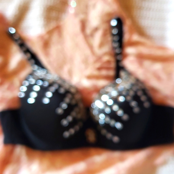 ✨🔥 Bejeweled bra ✨ - Picture 4 of 7